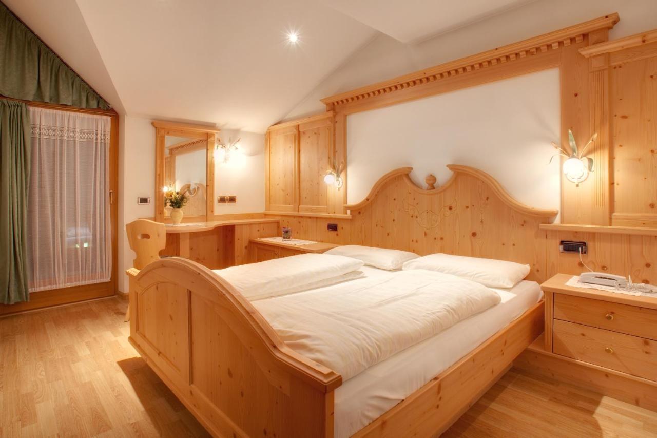 Residence Forcelles San Cassiano  Esterno foto