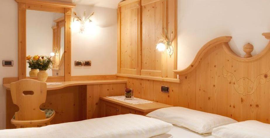 Residence Forcelles San Cassiano  Esterno foto